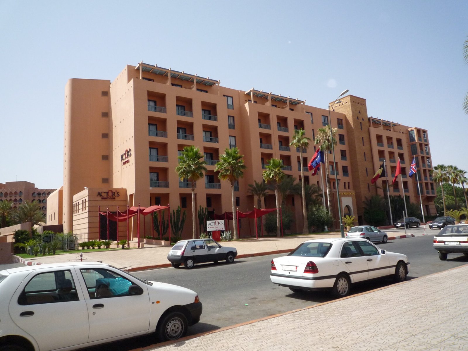 Panasonic-DMC-FX500-3648x2736-040175